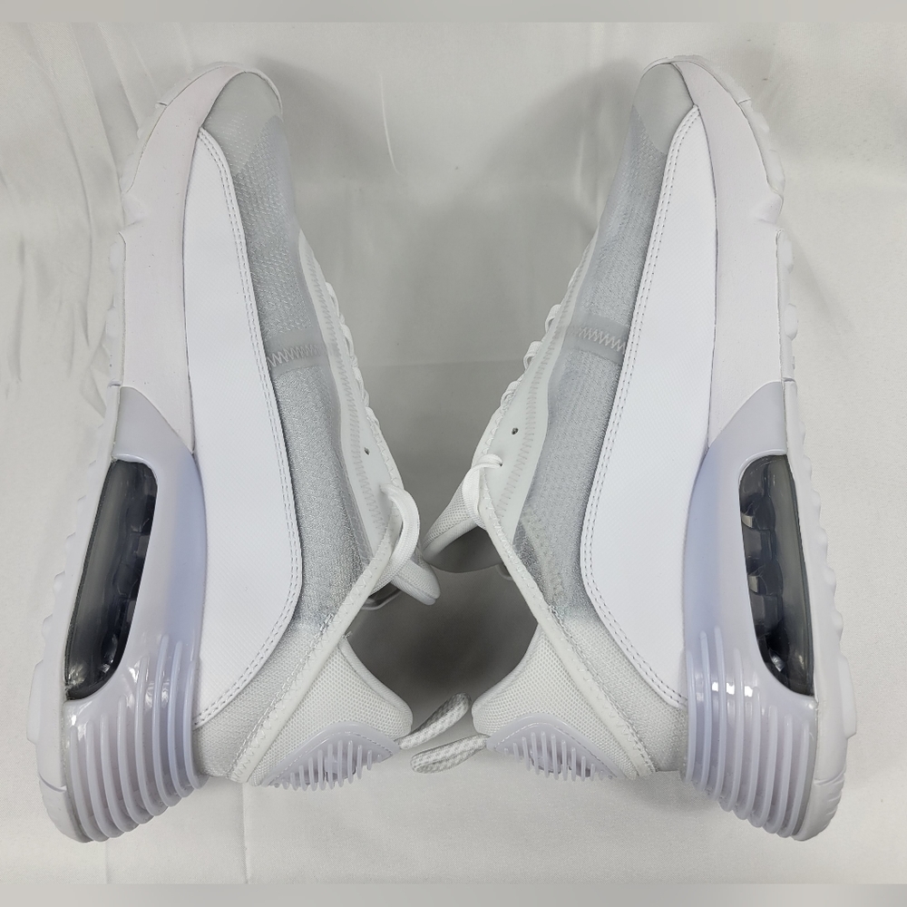 Nike Air Max 2090 Triple White Athletic Shoes Sneakers Mens Size 10.5 BV9977-100 - Picture 10 of 12